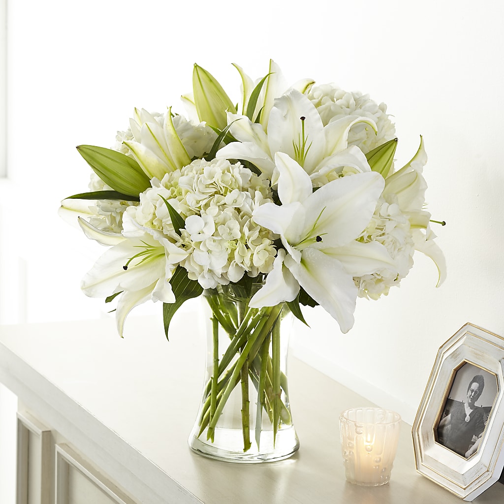 Compassionate Lily Bouquet – Oceanside Florist, Oceanside NY
