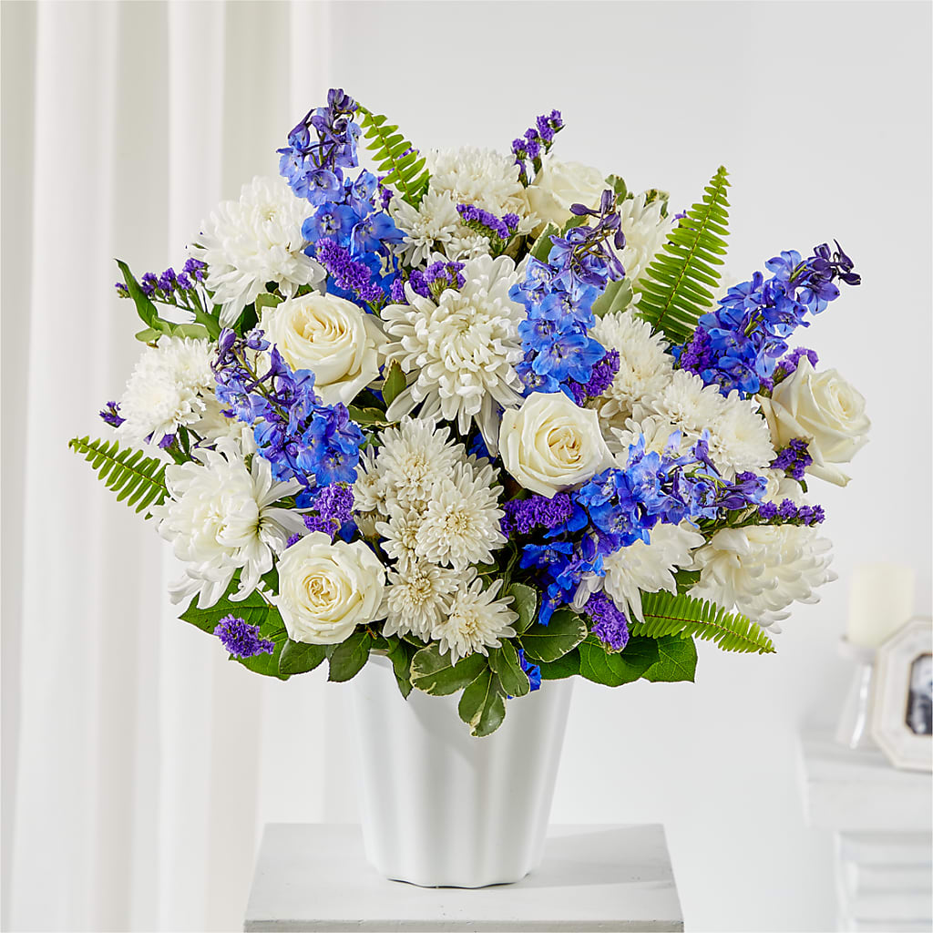 Hold Dear Tabletop Basket – Oceanside Florist, Oceanside NY
