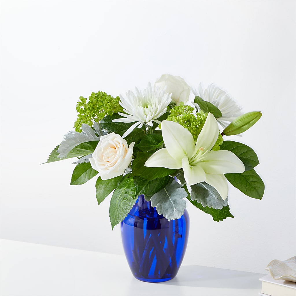 Snowy Dreams Bouquet – Oceanside Florist, Oceanside NY
