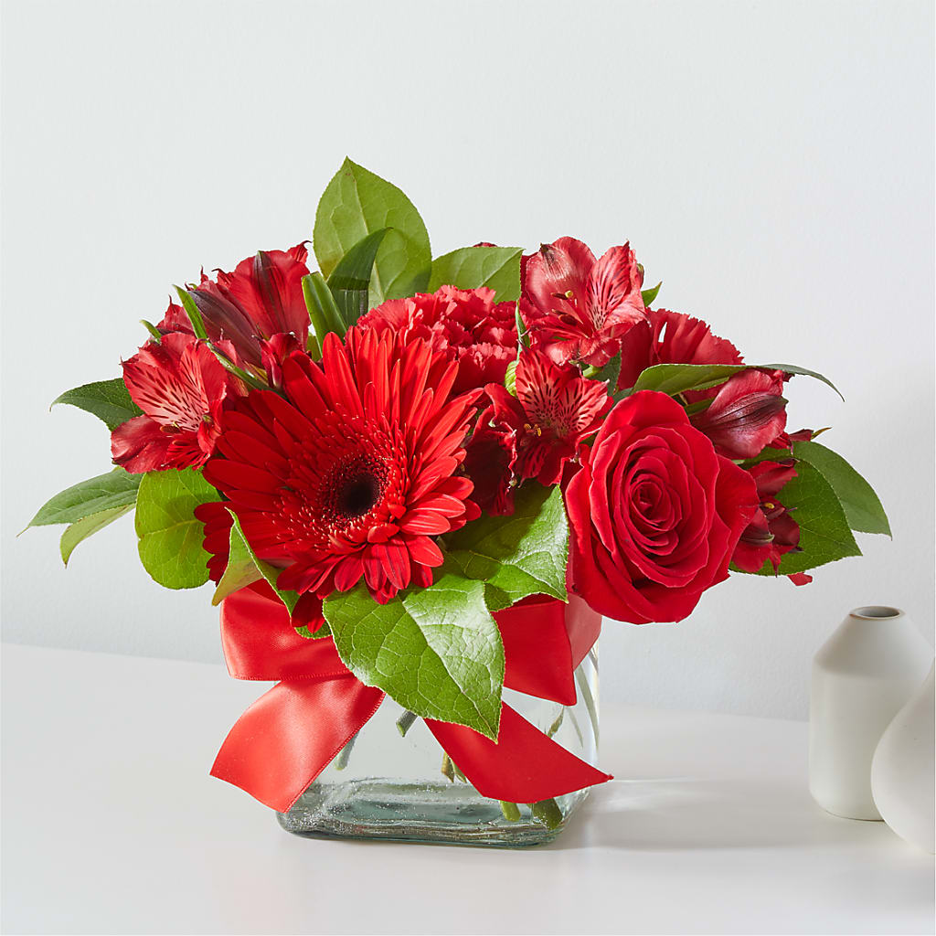 Red Hot Bouquet – Oceanside Florist, Oceanside NY