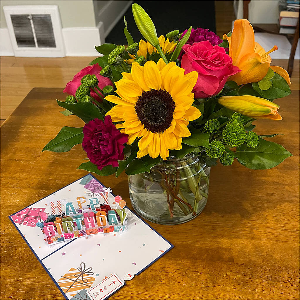 Best Day Bouquet & Lovepop® Birthday Pop-Up Card –  Oceanside Florist, Oceanside NY