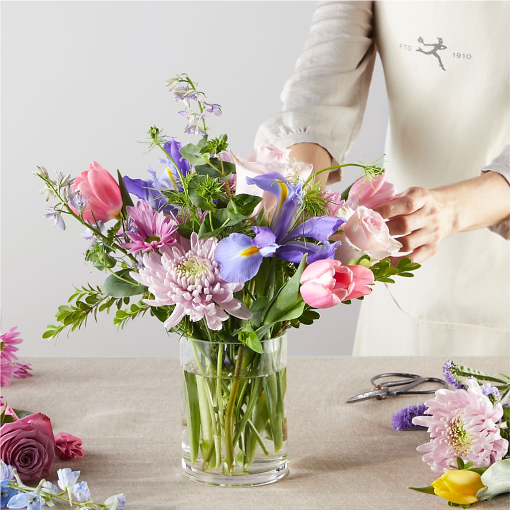 Pastel Tradition - A Florist Original –  Oceanside Florist, Oceanside NY